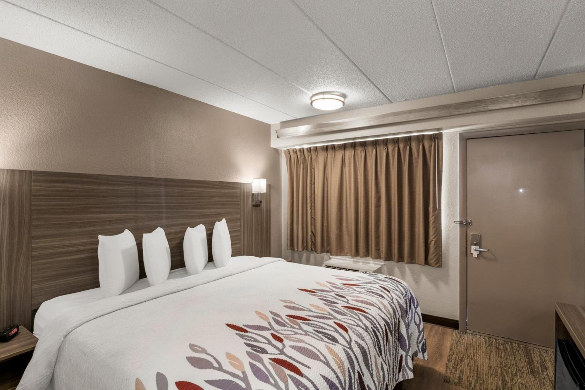 Red Roof Inn Энфилд Экстерьер фото