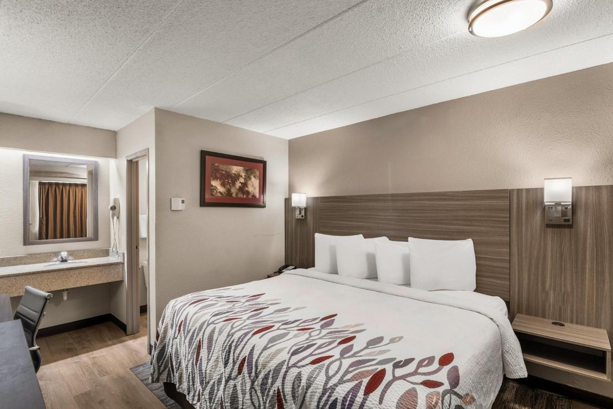 Red Roof Inn Энфилд Экстерьер фото